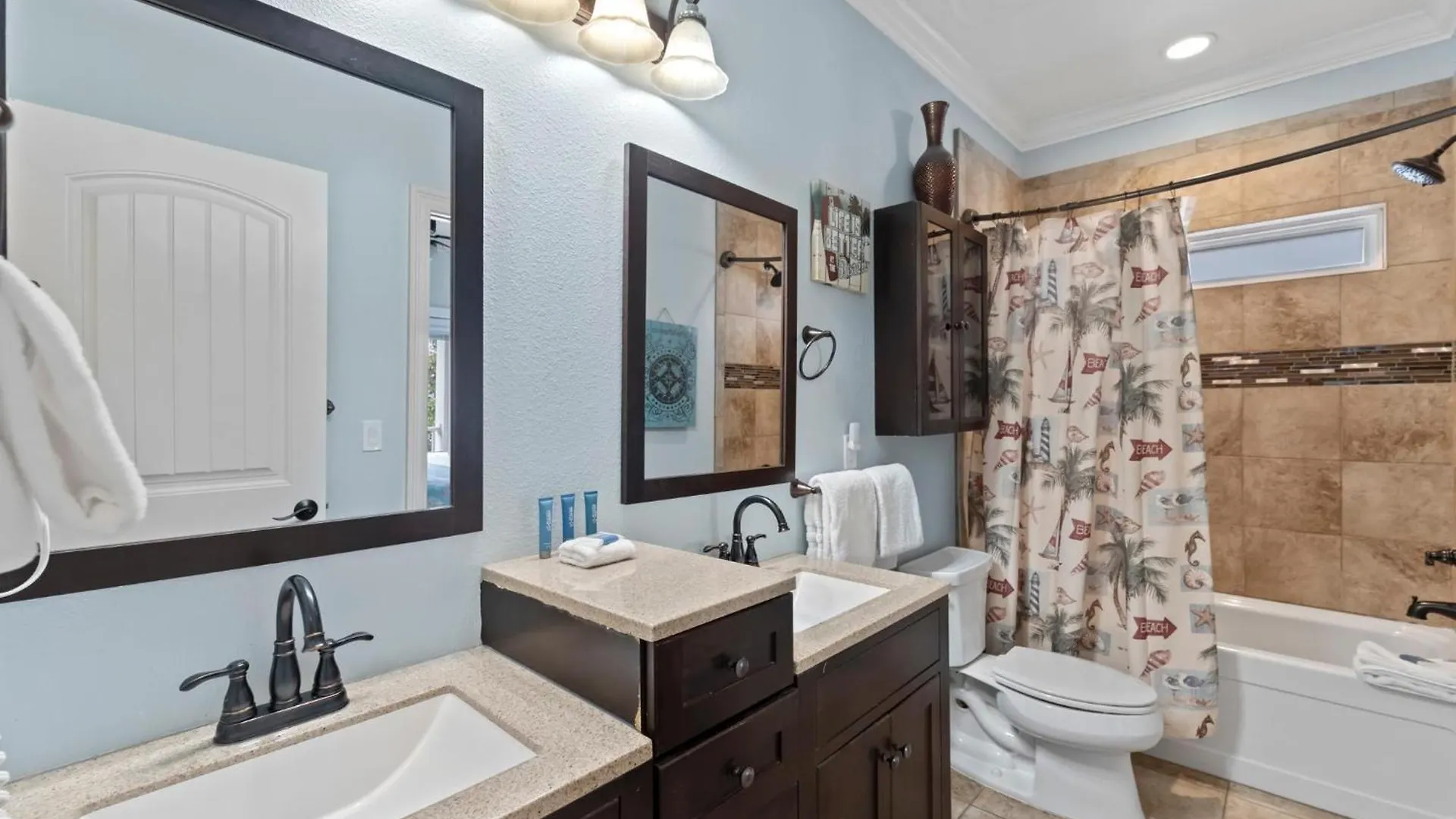Holiday home Champagne And Roses Fr 218 Tahitian Way Villa Destin United States